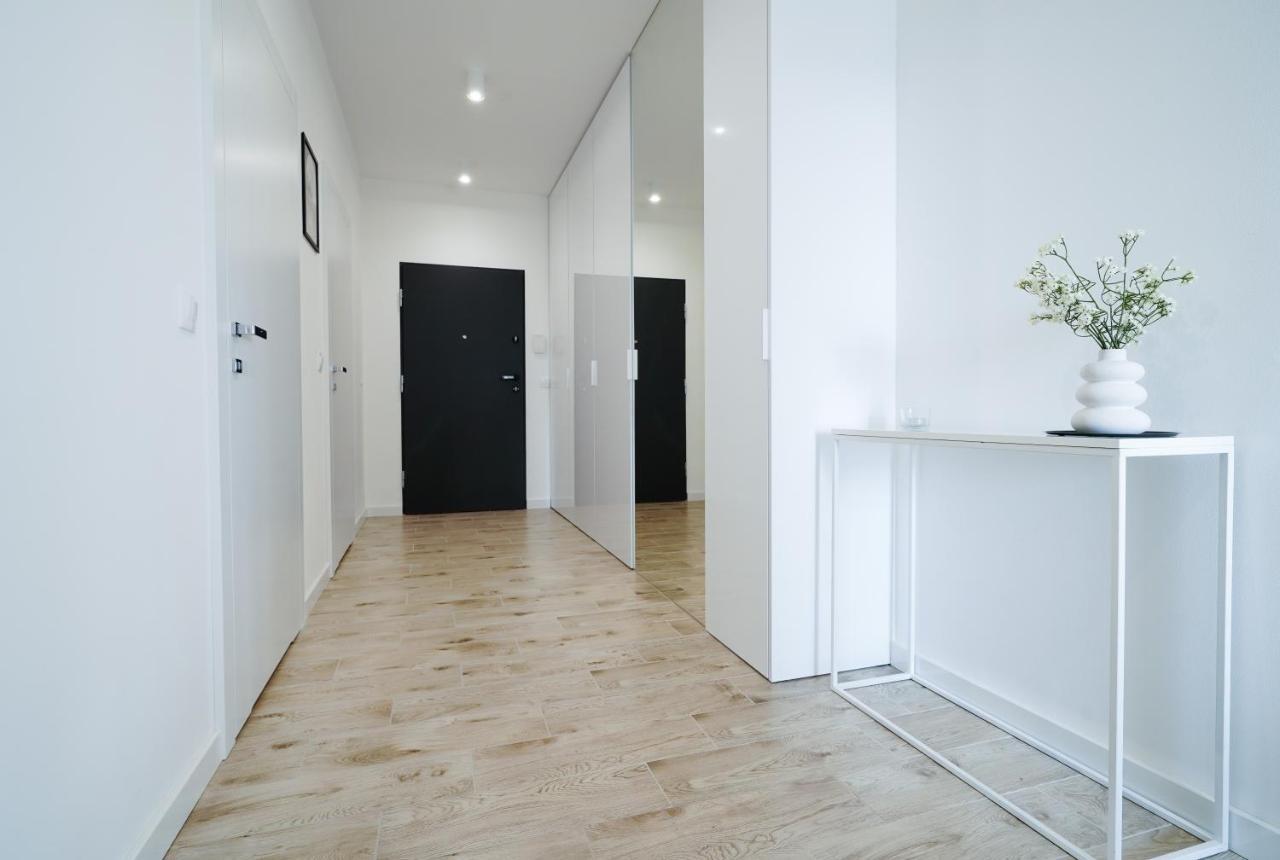 Urban Apartments Luxury Skyline Sokolska Towers 30A, 2 Free Garages, Gym & Sauna, Self Check-In Katowice Exterior foto